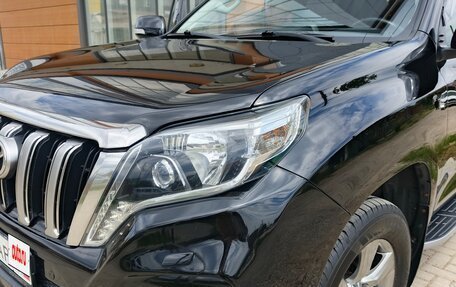 Toyota Land Cruiser Prado 150 рестайлинг 2, 2017 год, 4 300 000 рублей, 3 фотография