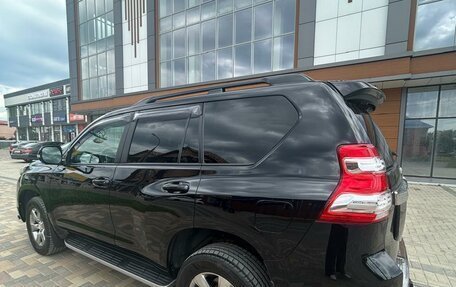Toyota Land Cruiser Prado 150 рестайлинг 2, 2017 год, 4 300 000 рублей, 9 фотография