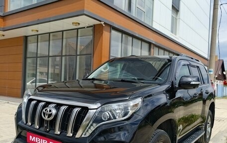 Toyota Land Cruiser Prado 150 рестайлинг 2, 2017 год, 4 300 000 рублей, 2 фотография