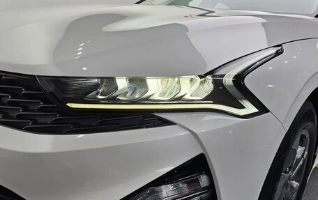 KIA K5, 2023 год, 1 628 440 рублей, 5 фотография