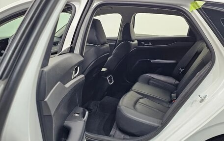 KIA K5, 2023 год, 1 628 440 рублей, 16 фотография