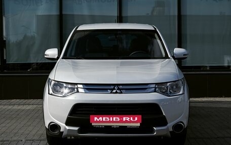 Mitsubishi Outlander III рестайлинг 3, 2014 год, 1 469 000 рублей, 8 фотография