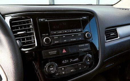 Mitsubishi Outlander III рестайлинг 3, 2014 год, 1 469 000 рублей, 11 фотография
