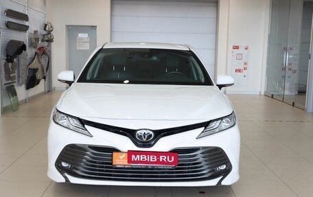 Toyota Camry, 2019 год, 3 250 000 рублей, 2 фотография