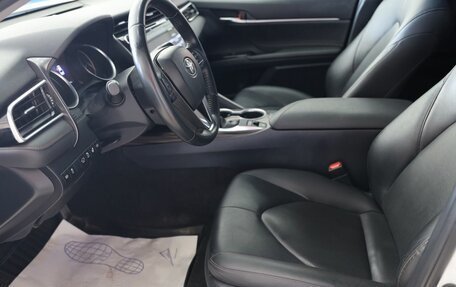 Toyota Camry, 2019 год, 3 250 000 рублей, 14 фотография