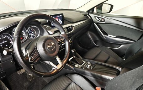 Mazda 6, 2018 год, 1 695 000 рублей, 19 фотография
