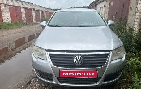 Volkswagen Passat B6, 2006 год, 310 000 рублей, 1 фотография