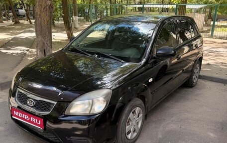 KIA Rio II, 2011 год, 600 000 рублей, 1 фотография