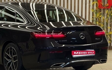 Mercedes-Benz E-Класс, 2021 год, 5 500 000 рублей, 4 фотография