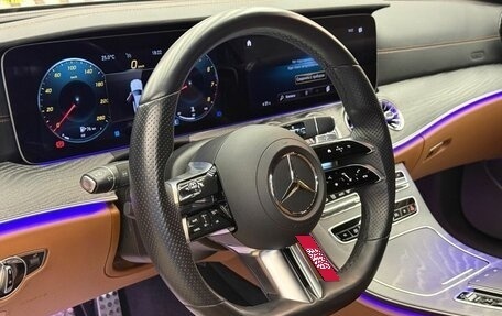 Mercedes-Benz E-Класс, 2021 год, 5 500 000 рублей, 20 фотография