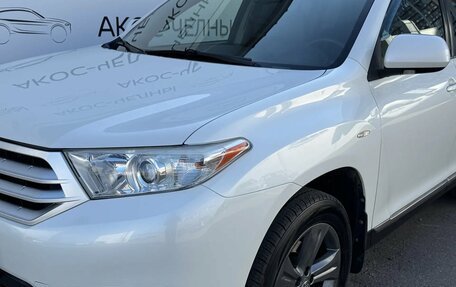 Toyota Highlander III, 2012 год, 1 600 000 рублей, 6 фотография