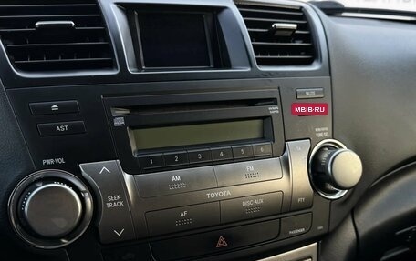 Toyota Highlander III, 2012 год, 1 600 000 рублей, 19 фотография