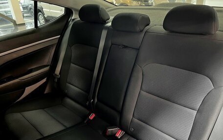 Hyundai Elantra VI рестайлинг, 2017 год, 1 345 000 рублей, 9 фотография