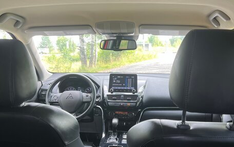 Mitsubishi Eclipse Cross, 2021 год, 2 500 000 рублей, 7 фотография