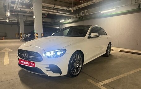 Mercedes-Benz E-Класс, 2021 год, 5 500 000 рублей, 2 фотография