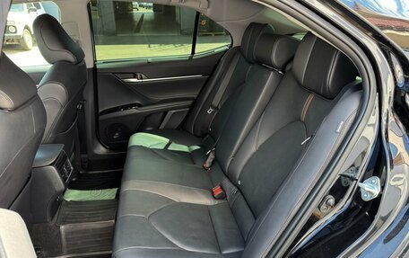 Toyota Camry, 2020 год, 3 249 000 рублей, 10 фотография