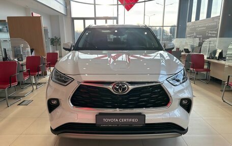 Toyota Highlander, 2026 год, 5 600 000 рублей, 2 фотография