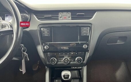 Skoda Octavia, 2017 год, 1 480 000 рублей, 15 фотография