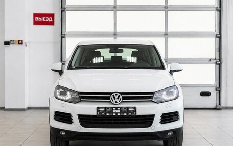 Volkswagen Touareg III, 2013 год, 1 900 000 рублей, 2 фотография