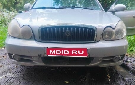 Hyundai Sonata IV рестайлинг, 2002 год, 350 000 рублей, 1 фотография
