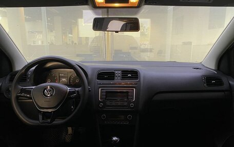 Volkswagen Polo VI (EU Market), 2018 год, 920 000 рублей, 17 фотография