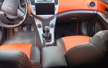 Chevrolet Cruze II, 2012 год, 670 000 рублей, 6 фотография