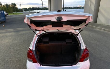 Toyota Vitz, 2010 год, 699 000 рублей, 10 фотография