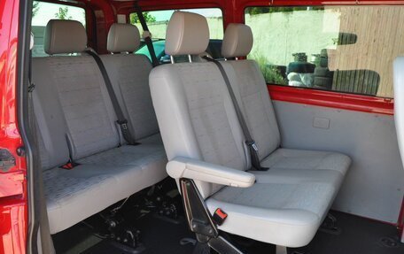 Volkswagen Transporter T5 рестайлинг, 2013 год, 1 770 000 рублей, 11 фотография