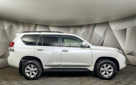 Toyota Land Cruiser Prado 150 рестайлинг 2, 2012 год, 2 489 000 рублей, 6 фотография