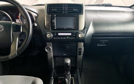 Toyota Land Cruiser Prado 150 рестайлинг 2, 2012 год, 2 489 000 рублей, 15 фотография