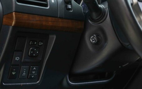 Toyota Land Cruiser Prado 150 рестайлинг 2, 2013 год, 2 550 000 рублей, 9 фотография
