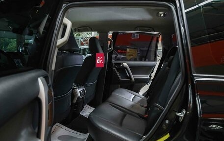 Toyota Land Cruiser Prado 150 рестайлинг 2, 2013 год, 2 550 000 рублей, 7 фотография