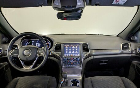 Jeep Grand Cherokee, 2018 год, 2 995 000 рублей, 14 фотография