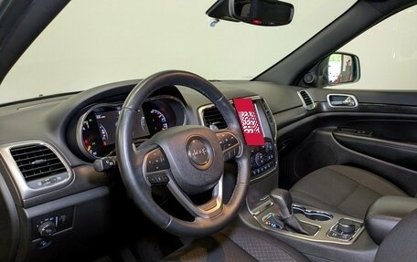 Jeep Grand Cherokee, 2018 год, 2 995 000 рублей, 16 фотография