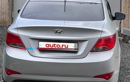 Hyundai Solaris II рестайлинг, 2016 год, 830 000 рублей, 3 фотография
