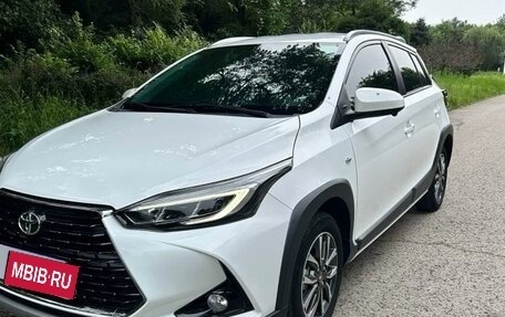 Toyota Yaris XP150 рестайлинг, 2023 год, 1 440 000 рублей, 1 фотография