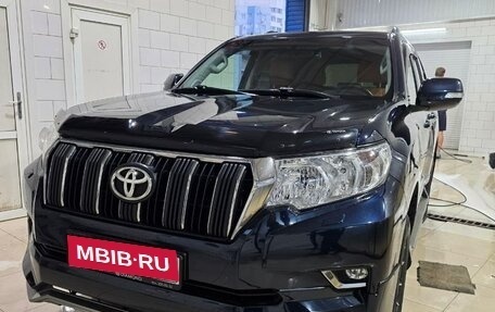 Toyota Land Cruiser Prado 150 рестайлинг 2, 2018 год, 5 300 000 рублей, 1 фотография