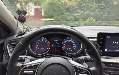 KIA cee'd III, 2020 год, 1 700 000 рублей, 30 фотография