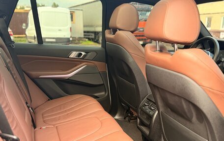 BMW X5, 2019 год, 5 600 000 рублей, 11 фотография