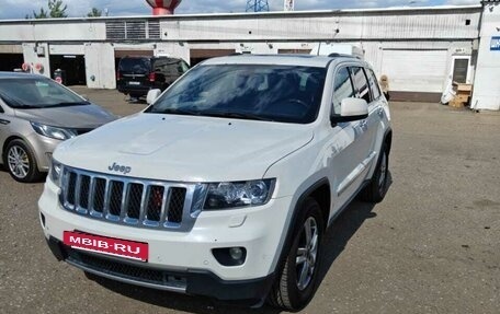 Jeep Grand Cherokee, 2012 год, 1 300 000 рублей, 3 фотография