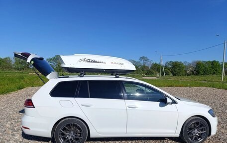 Volkswagen Golf VII, 2018 год, 1 700 000 рублей, 5 фотография