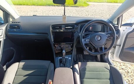 Volkswagen Golf VII, 2018 год, 1 700 000 рублей, 11 фотография