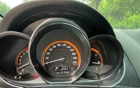 Toyota Yaris XP150 рестайлинг, 2023 год, 1 440 000 рублей, 7 фотография