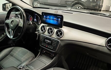 Mercedes-Benz GLA, 2015 год, 1 900 000 рублей, 12 фотография