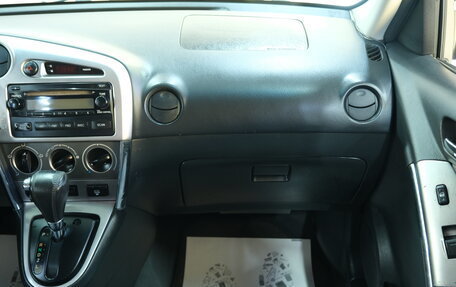 Toyota Matrix, 2005 год, 599 000 рублей, 16 фотография