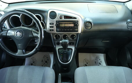 Toyota Matrix, 2005 год, 599 000 рублей, 13 фотография