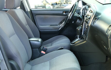 Toyota Matrix, 2005 год, 599 000 рублей, 18 фотография
