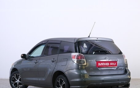 Toyota Matrix, 2005 год, 599 000 рублей, 5 фотография