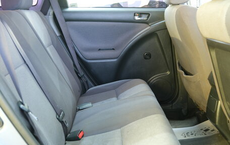 Toyota Matrix, 2005 год, 599 000 рублей, 20 фотография