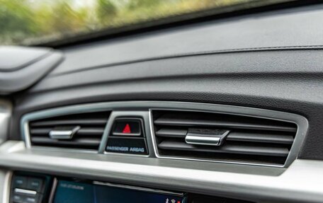 Geely Atlas I, 2021 год, 1 628 000 рублей, 29 фотография